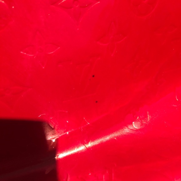 Authentic Louis Vuitton Red Brea - Picture 5 of 13